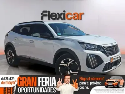 Usado Peugeot 2008 Allure 102 CV (75 kW) 2023 Blanco SUV