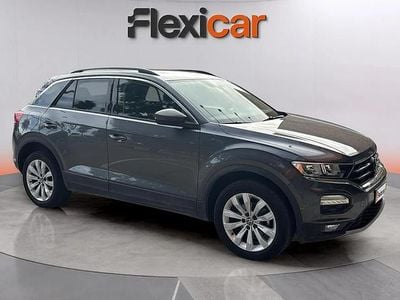 Usado VW T-Roc Advance 110 CV (80 kW) 2021 Gris SUV