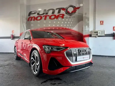 Usado Audi e-tron Sportback 230 kW (313 CV) 2020 Rojo SUV