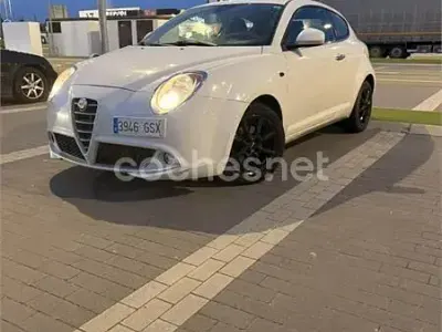 Usado Alfa Romeo MiTo Distinctive 95 CV (69 kW) 2010 Blanco Utilitario