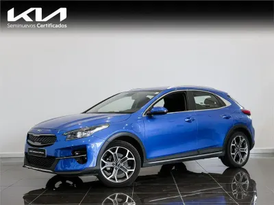 Usado Kia Ceed 141 CV (103 kW) 2022 Azul Utilitario