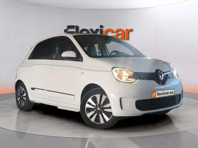 Usado Renault Twingo Techno 60 kW (82 CV) 2022 Blanco Utilitario