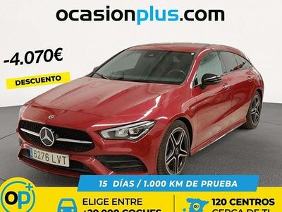Usado Mercedes CLA200 Shooting Brake 150 CV (110 kW) 2021 Rojo Familiar