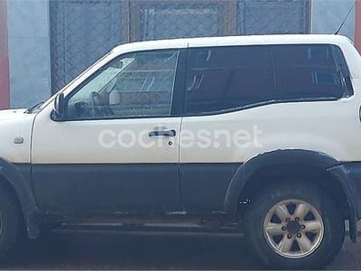 Blanco Usado 2000 Nissan Terrano Comfort SUV | 7000 € (Precio justo)