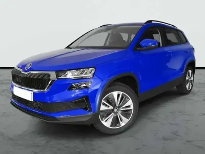 Usado Skoda Karoq Ambition 110 CV (80 kW) 2022 Azul SUV