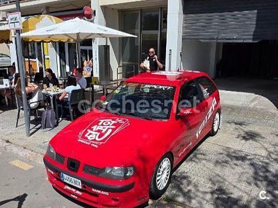 Usado Seat Ibiza CUPRA 156 CV (114 kW) 2001 Rojo Utilitario