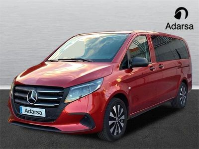 Używany Mercedes Vito 163 KM (119 kW) 2024 Czerwony Van