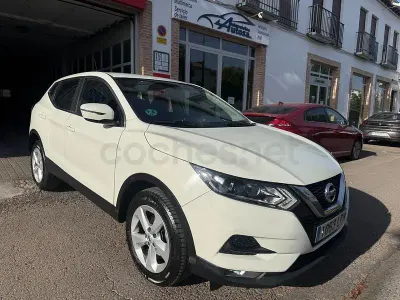 Usado Nissan Qashqai Acenta 140 CV (102 kW) 2021 Blanco SUV