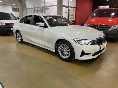 Usado BMW 320 190 CV (139 kW) 2019 Blanco Berlina