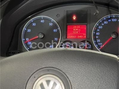 Usado VW Golf IV Sportline 115 CV (84 kW) 2005 Rojo Berlina