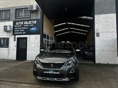 Käytetty Peugeot 5008 GTi 180 HP (132 kW) 2019 Harmaa Katumaasturi
