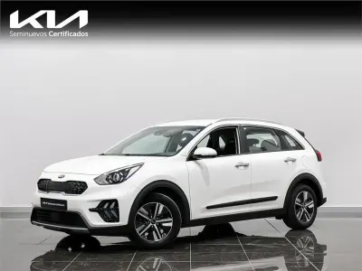 Usado Kia Niro 141 CV (103 kW) 2021 Blanco SUV