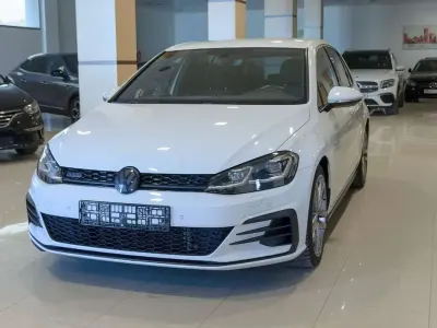 Usado VW Golf VII GTD 184 CV (135 kW) 2019 Blanco Berlina