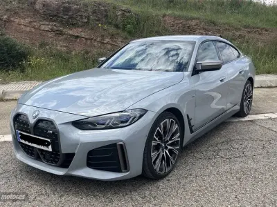Usado BMW i4 Comfort Edition 400 kW (544 CV) 2024 Gris Berlina