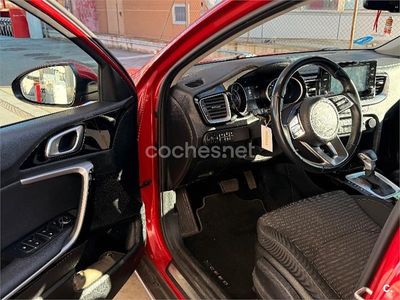 Usado Kia XCeed 160 CV (117 kW) 2021 Rojo SUV