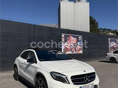 Usado Mercedes GLA220 AMG line 177 CV (130 kW) 2015 Blanco SUV