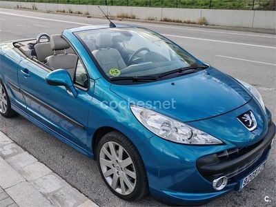 Usado Peugeot 207 CC Sport 110 CV (80 kW) 2008 Azul Descapotable