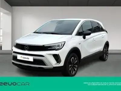 Usado Opel Crossland Elegance 110 CV (80 kW) 2024 Blanco SUV
