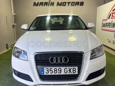 Usado Audi A3 Attraction 105 CV (77 kW) 2010 Blanco Utilitario