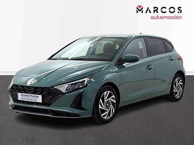 Usado Hyundai i20 101 CV (74 kW) 2025 Verde Utilitario