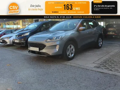 Usado Ford Kuga ST-Line 150 CV (110 kW) 2021 Gris / plata SUV