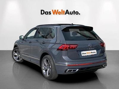 Usado VW Tiguan R-line 150 CV (110 kW) 2021 Gris / plata SUV