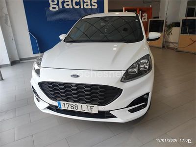 Usado Ford Kuga ST-Line X 225 CV (165 kW) 2021 Blanco SUV