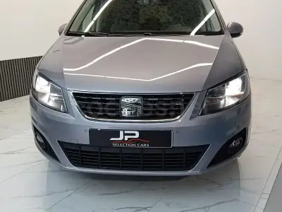 Usado Seat Alhambra Style 150 CV (110 kW) 2019 Gris / plata Monovolumen