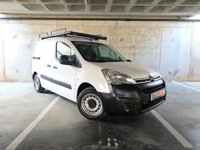 Usado Citroën Berlingo 99 CV (72 kW) 2017 Blanco Monovolumen