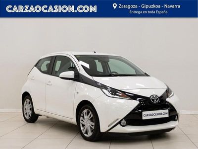 Usado Toyota Aygo X-play 69 CV (50 kW) 2018 Blanco Utilitario