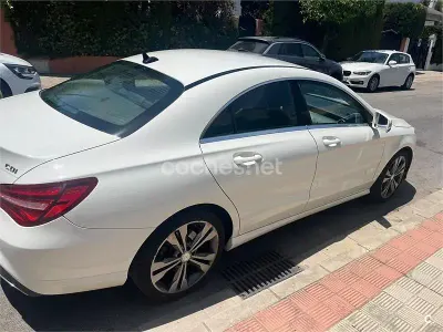 Usado Mercedes CLA200 Urban 136 CV (100 kW) 2017 Blanco Coupe