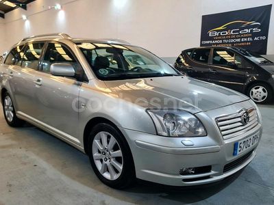 Beige Usado 2005 Toyota Avensis Sol Familiar | 3900 € (Precio justo)