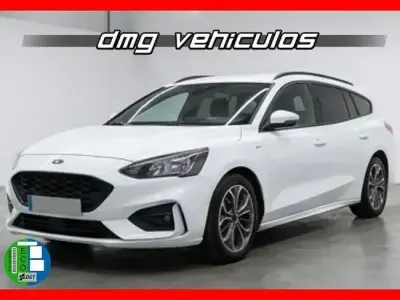 Usado Ford Focus ST-Line 155 CV (114 kW) 2022 Blanco Familiar