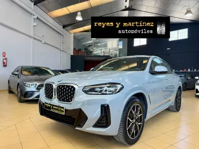 Usado BMW X4 M Sport 190 CV (139 kW) 2022 Gris SUV