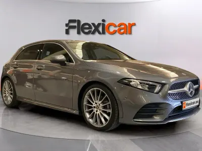Usado Mercedes A180 136 CV (100 kW) 2020 Gris Berlina