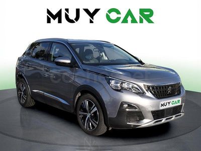 Usado Peugeot 3008 Allure 130 CV (95 kW) 2020 Gris / plata SUV