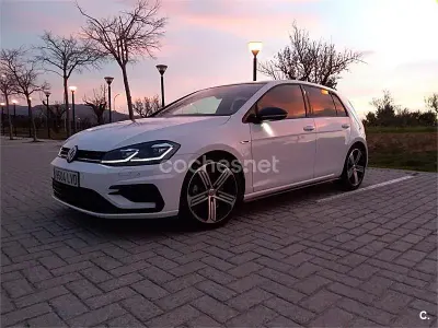 Usado VW Golf VII R 310 CV (228 kW) 2018 Blanco Berlina