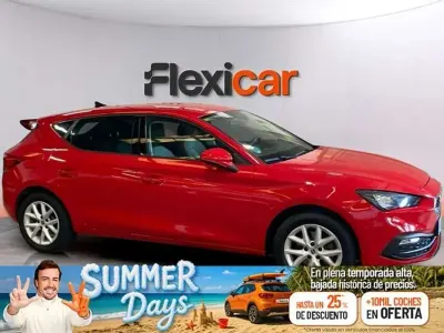 Usado Seat Leon ST Style 116 CV (85 kW) 2020 Rojo Familiar