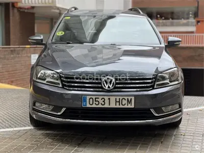 Usado VW Passat Edition 105 CV (77 kW) 2011 Gris / plata Familiar