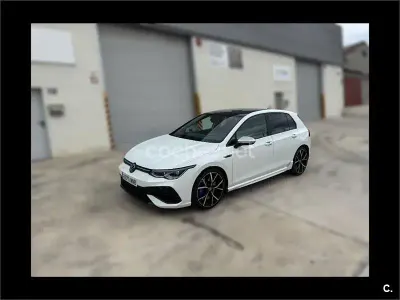Usado VW Golf VIII R 320 CV (235 kW) 2024 Blanco Berlina