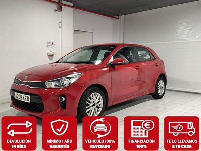 Usado Kia Rio 84 CV (61 kW) 2017 Granate Berlina