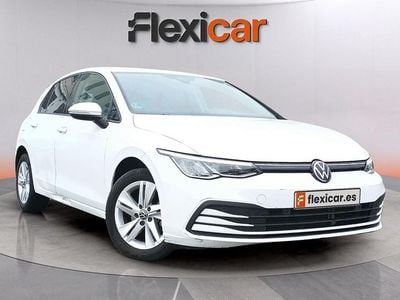 Blanco Usado 2024 VW Golf VIII Life Familiar | 21.990 € (Precio justo)