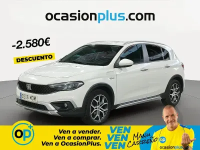 Usado Fiat Tipo Cross 130 CV (95 kW) 2023 Blanco Berlina