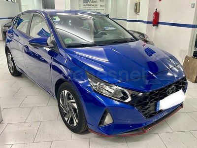 Usado Hyundai i20 100 CV (73 kW) 2021 Azul Utilitario