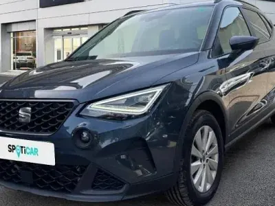 Usado Seat Arona Style 116 CV (85 kW) 2025 Gris SUV