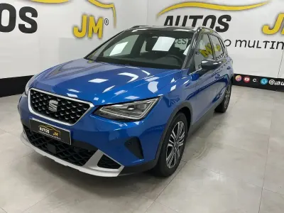 Usado Seat Arona Xperience 110 CV (80 kW) 2024 Azul SUV