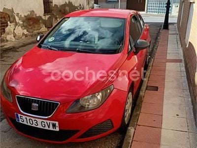 Usado Seat Ibiza SC Style 105 CV (77 kW) 2010 Rojo Utilitario