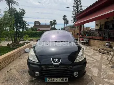 Usado Peugeot 307 90 CV (66 kW) 2005 Negro Berlina