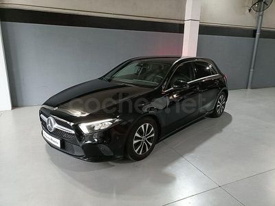 Usado Mercedes A180 136 CV (100 kW) 2020 Negro Berlina