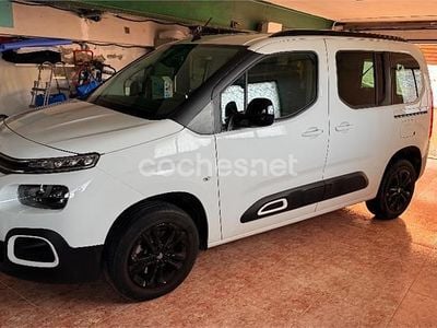 Usado Citroën Berlingo Shine 130 CV (95 kW) 2024 Blanco Monovolumen